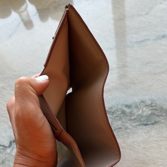 🔥💥Louis Vuitton❤️🩷 Brown Monogram Wallet Compact Design - Picture 10 of 16